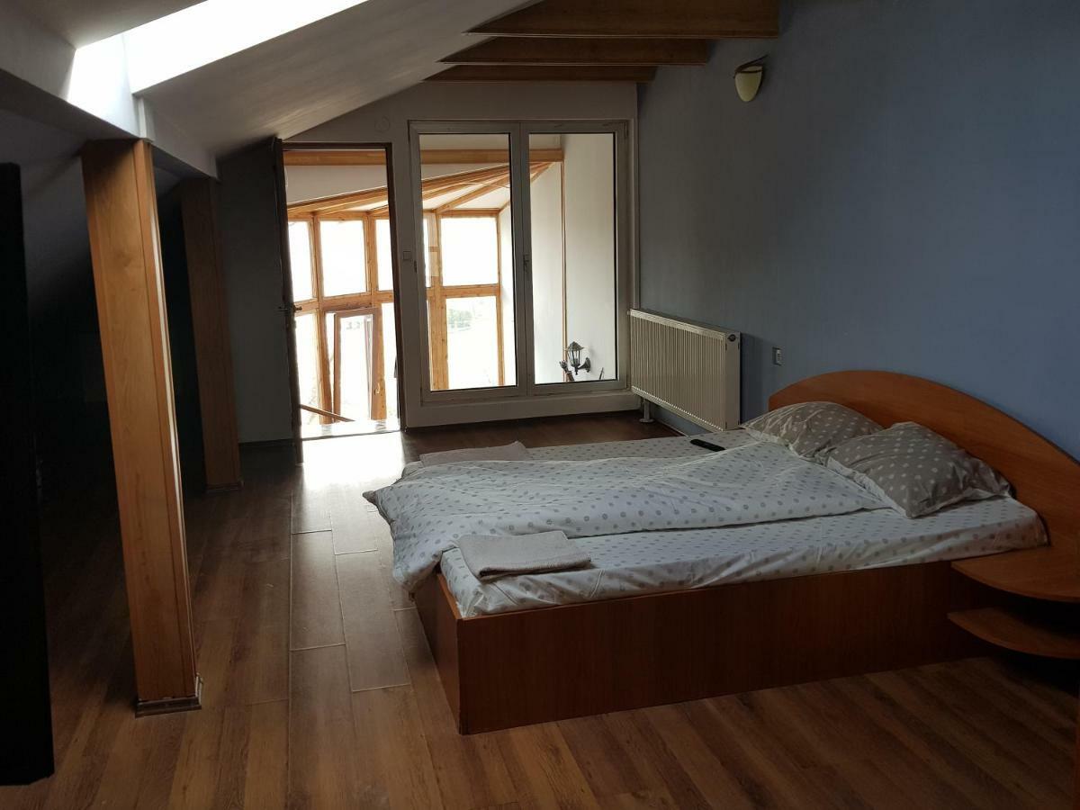 Penthouse Apartament 2 Floors, 2 Bedroom , 2 Bath, 120 Sqm , Inside Yard Parking Cluj-Napoca Exterior photo